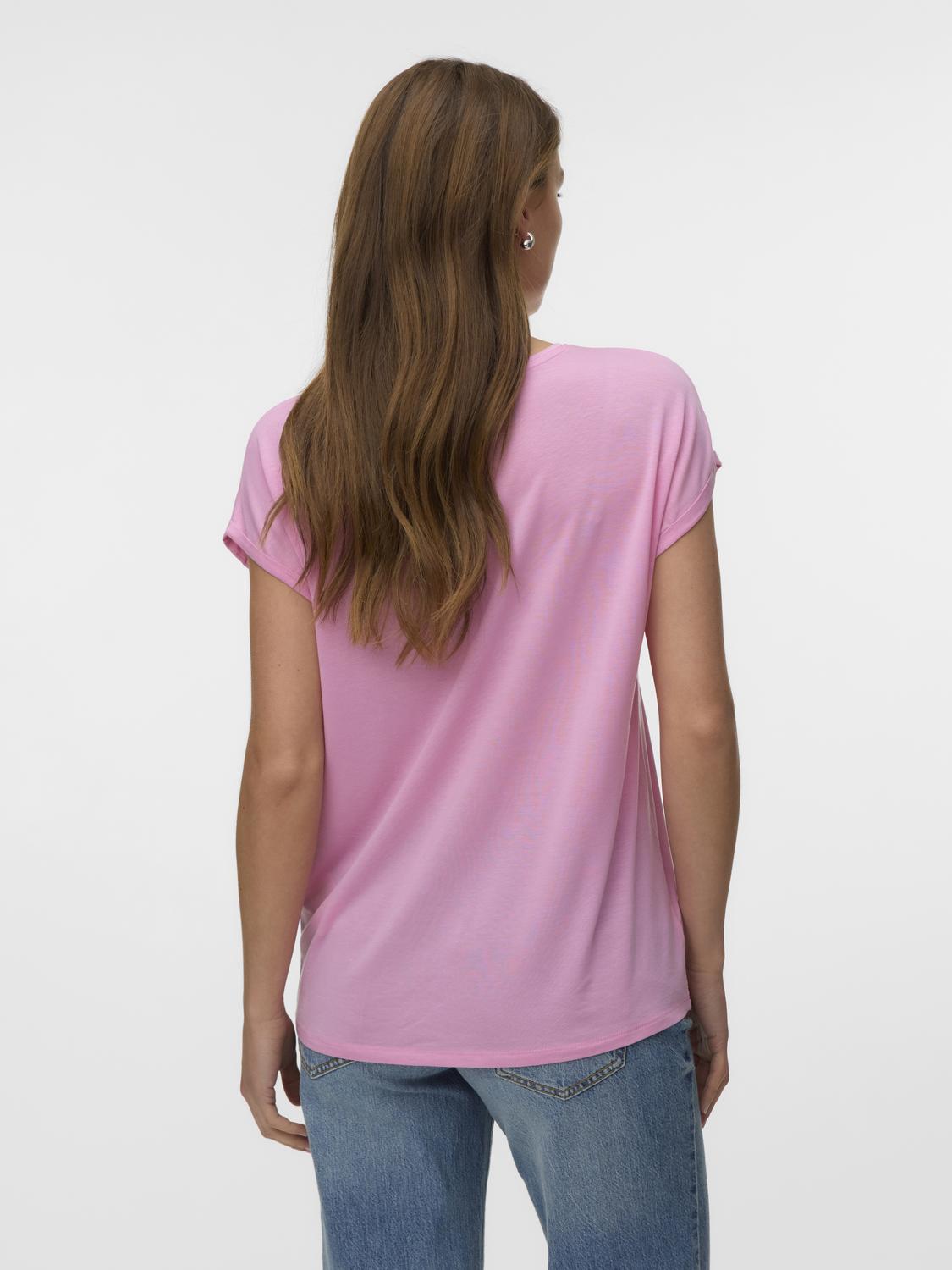 model_shot-back